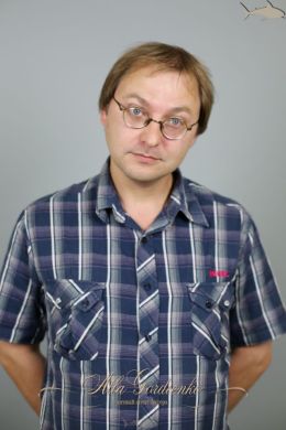 Борис Книженко