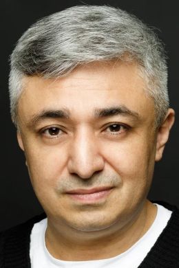 Артур Гюлумян