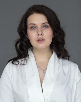 Арина Богданова