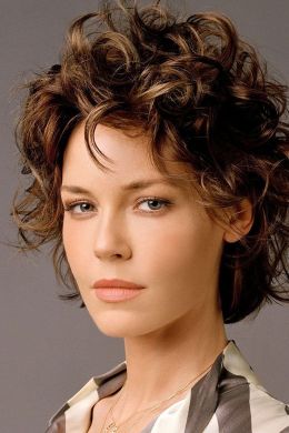 Конни Нильсен