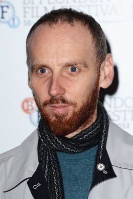 Юэн Бремнер