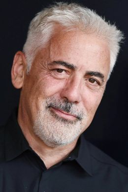 Адам Аркин
