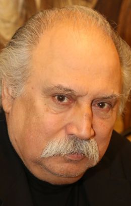 Владимир Досталь