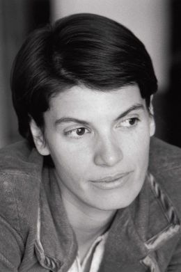 Кристина Харнос