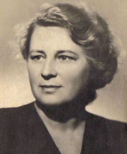 Алла Тарасова