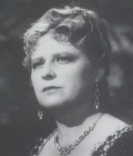 Алла Тарасова