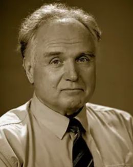 Виталий Иванов