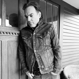 Джон Уайнер