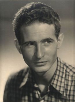 Евгений Карелов