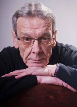 Александр Сафронов