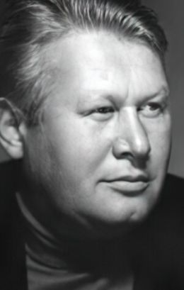 Михаил Васильев