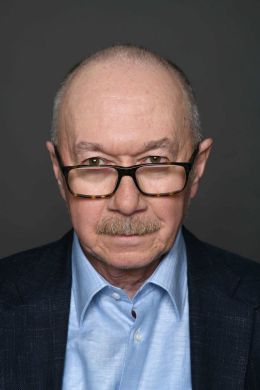Денис Драгунский
