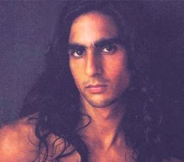 Антонио Флорес