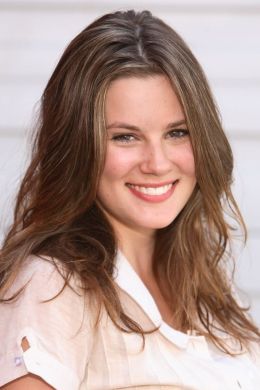 Челси Хоббс