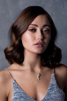 Элла Пернелл