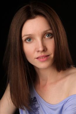 Елена Саар