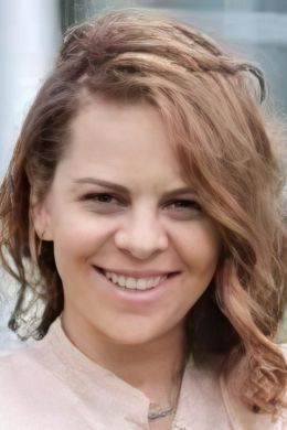 Зейнеп Гюнай