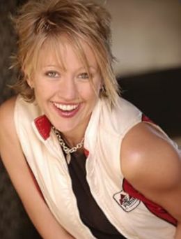 Холли Уайлд