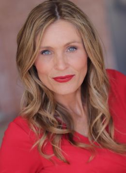 Дженнифер Данн