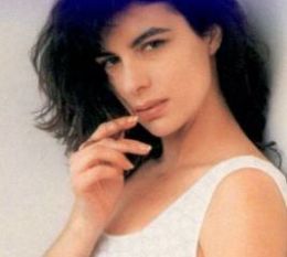 Алехандра Грепи