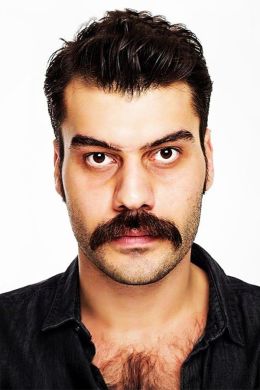 Озгюрджан Чевик