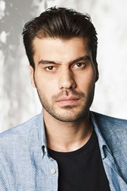 Озгюрджан Чевик