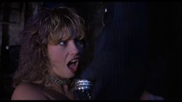 Вики Дарнелл