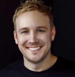 Джереми Джонс