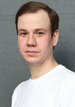 Павел Комаров