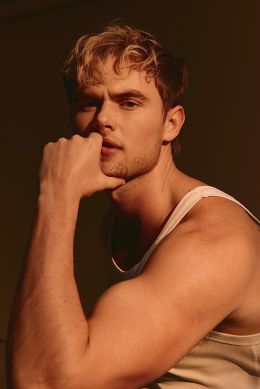 Гарретт Уэринг