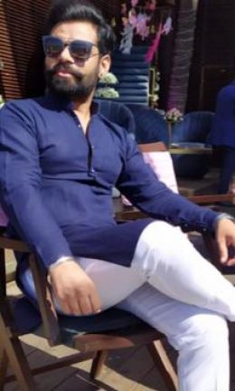 Анжум Батра