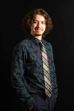 Итан Кондон