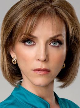 Лора Флорес