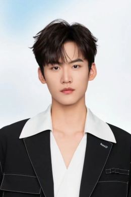 Дэниэл Чжоу