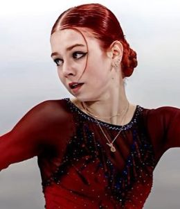 Александра Трусова