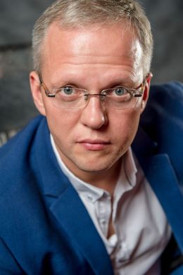 Руслан Тихомиров