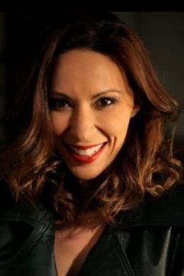 Дора Хрисику