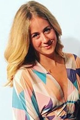 Кэролин Сикализ