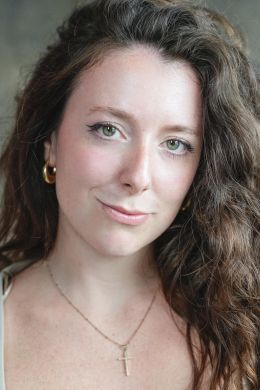 Николь Руссо