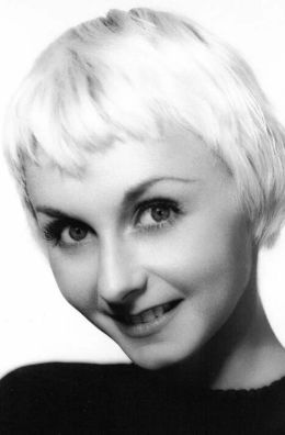 Лизанн  Трукс