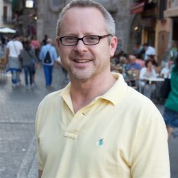 Джон Микулак