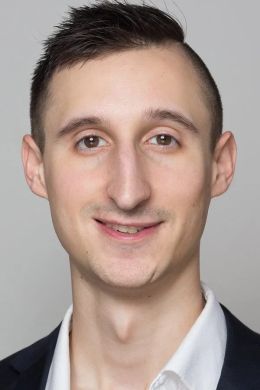 Эштон Ли Вулен