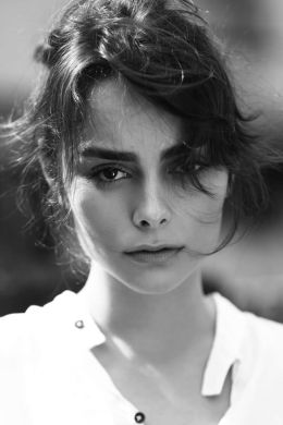 Анна Мело