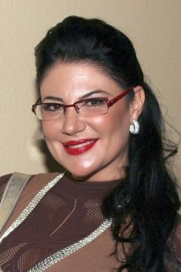 Алехандра Авалос