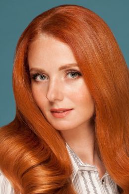 Лена Катина