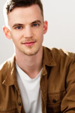 Алек Тинчер