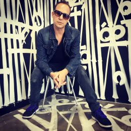 Майкл В. Эбботт