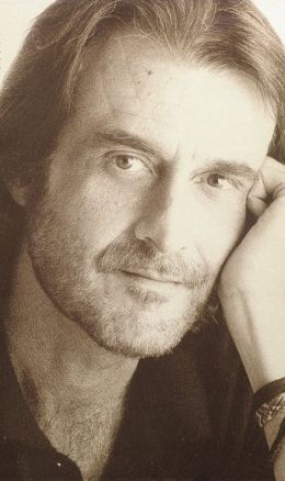 Луис Эдуардо Ауте