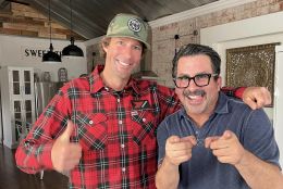 Адам Баркер