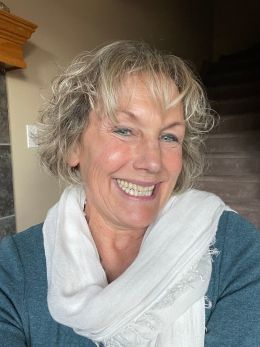 Карен Баркер